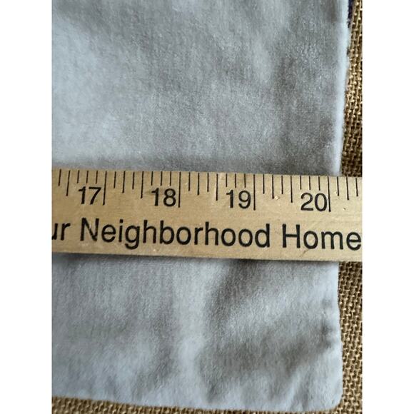 Pottery Barn Basilia Velvet Pillow Covers Cotton Velvet set 2, rug style 24”,20” - Picture 7 of 10